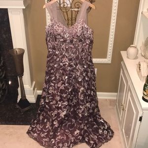 Beautifully detailed Ysa Makino gown